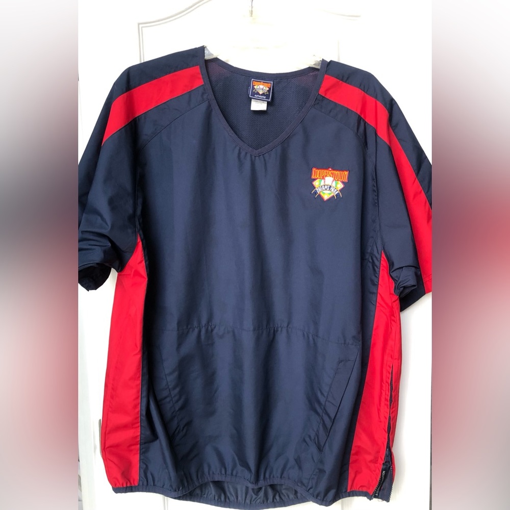 Like NEW! Cooperstown Dream Park Mens Top-Size Medium